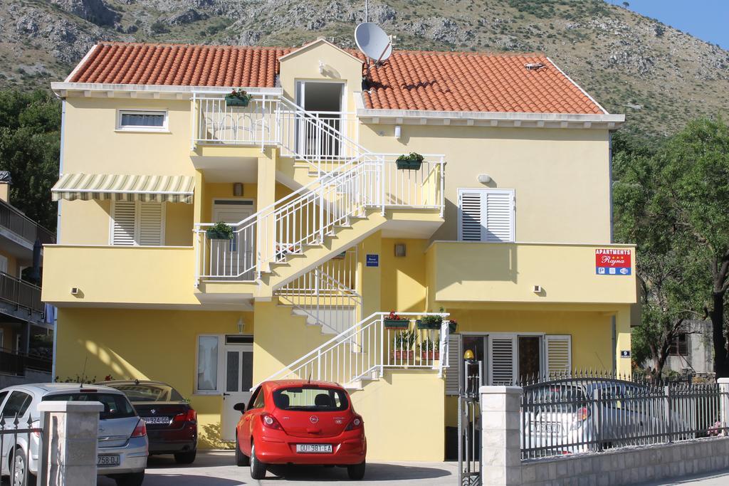 Apartments Floki 察夫塔特 外观 照片